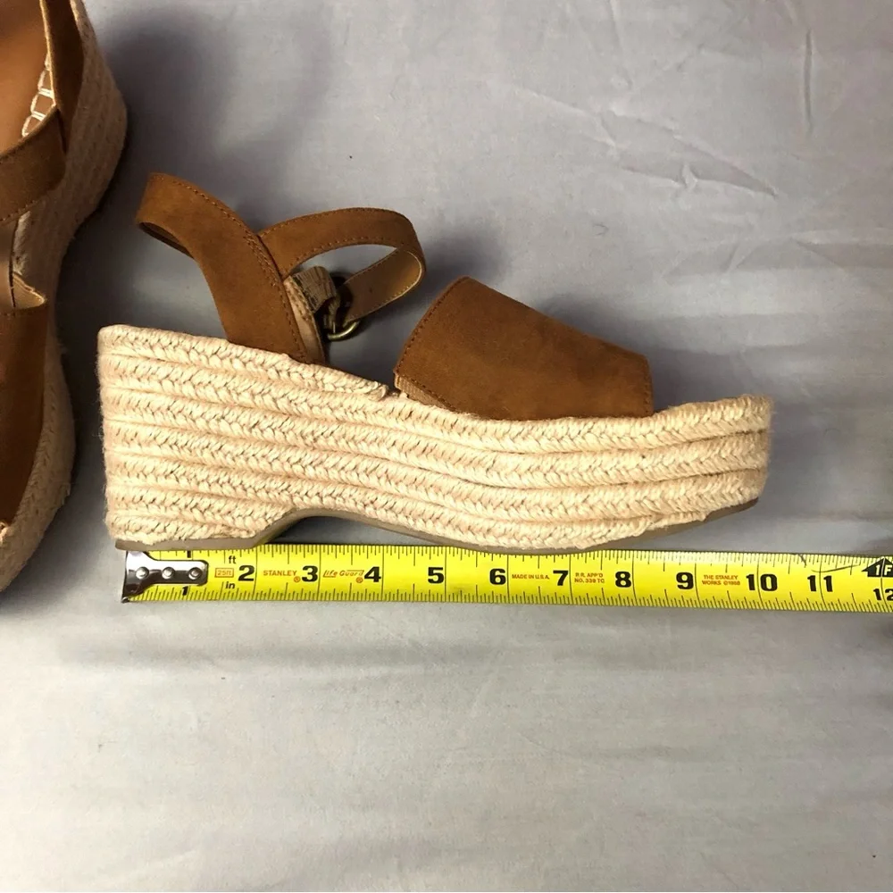 Universal Thread Brown Espadrille Wedge‎ Sandals Vegan Suede Women’s size 7.5
